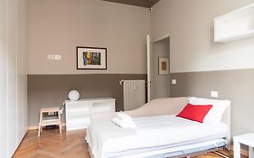 Youhosty - Chinatown Bright And Luxury Apartment